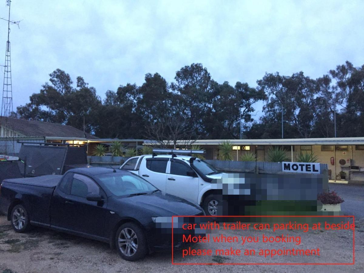 Donald Riverside Motel Exterior foto