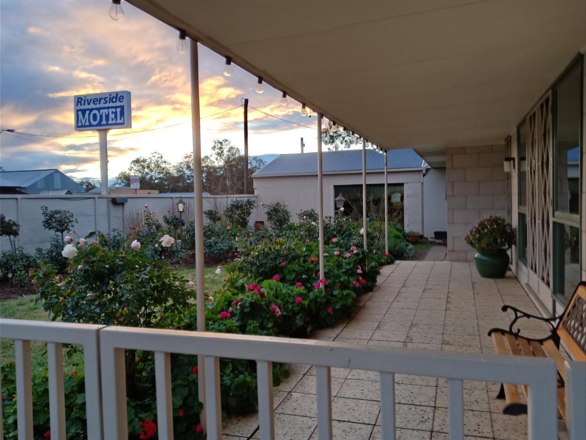 Donald Riverside Motel Exterior foto